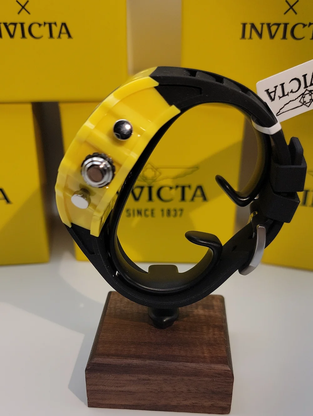Invicta Racing Black Yellow 69667 Chronograph Men's 44.5mm Vaulthan Watch Unisex